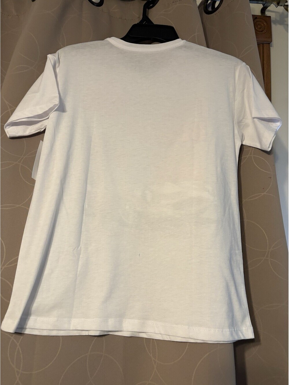T Shirt - Picture 2 of 2